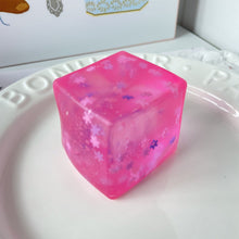 Load image into Gallery viewer, Glitter Stress Relief Ice Cube Squishy Toy
